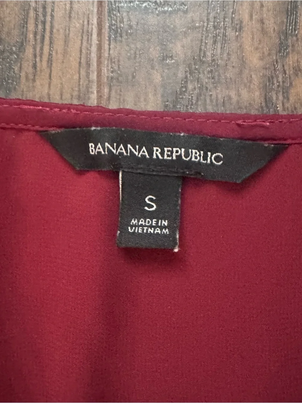 Banana Republic Cranberry Red Size Small Puff Sleeve Blouse